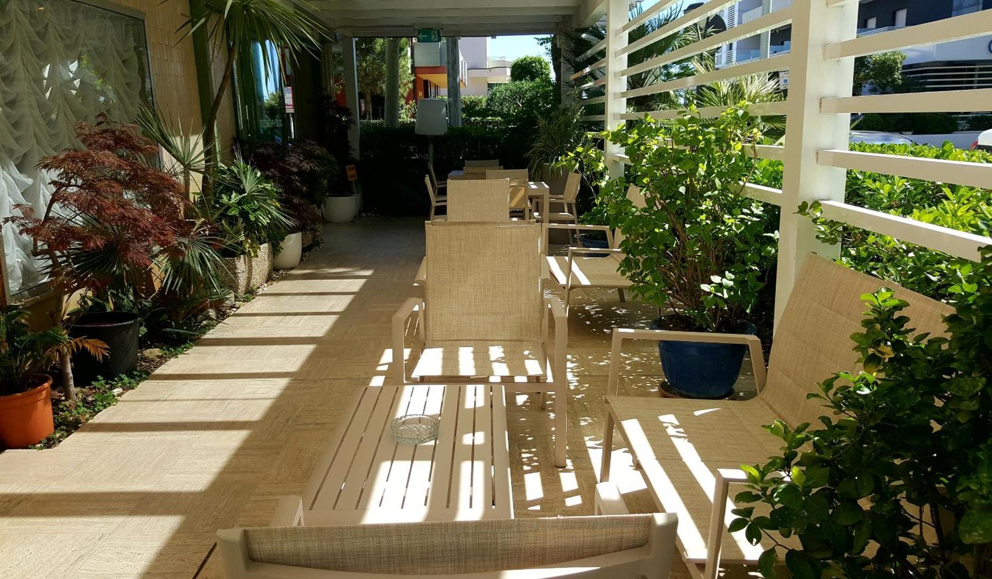 Hotel Poker Riccione Exterior foto