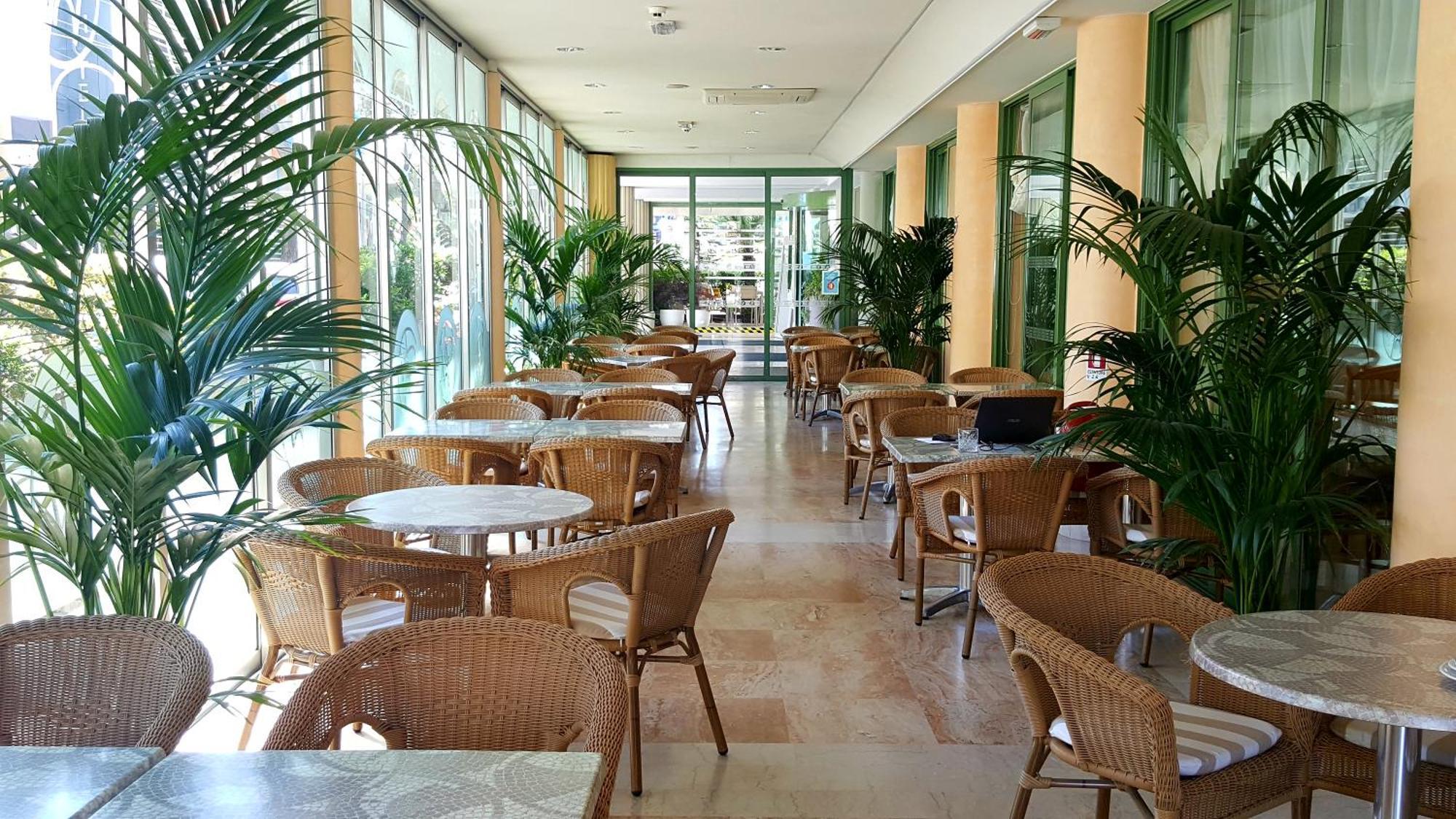 Hotel Poker Riccione Exterior foto